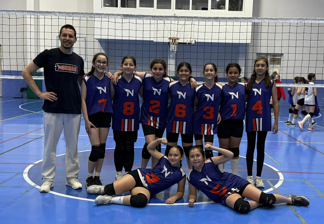 Norman Mini Takım · 2024–2025 toplu takım fotoğrafı